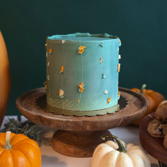 Thanksgiving Brown Butter Apple Crisp Cake
